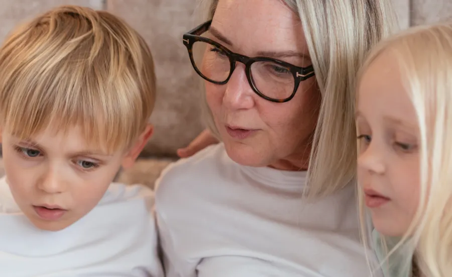 Pexels image of a grandmother chatting with her grandchildren