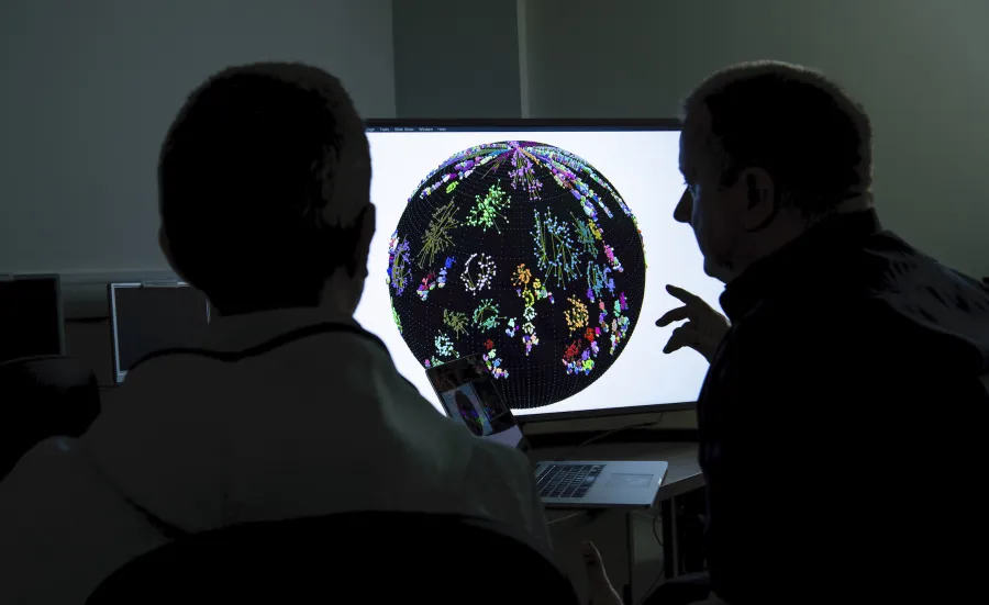 Molecular Phenotyping researchers in front a computer screen