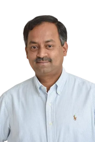 Head and shoulders photo of Professor Robert Raja