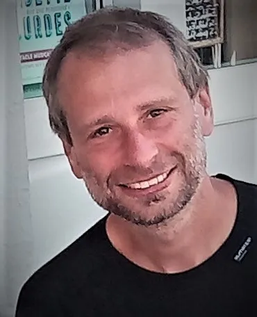 Professor Radan Slavik