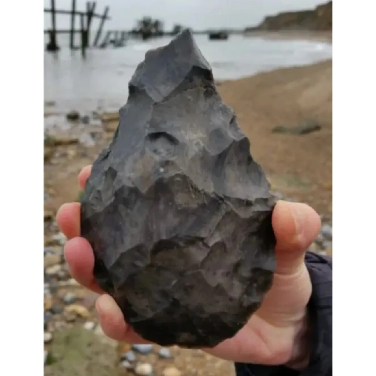 A handaxe found on the beach (Credit: Darren Nicholas)